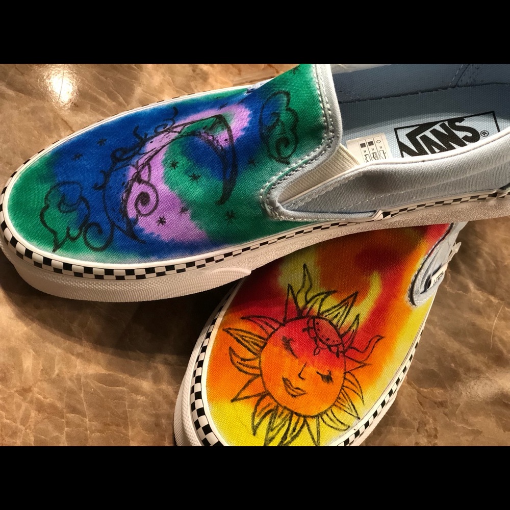 Custom made Vans - Picture 3 of 3